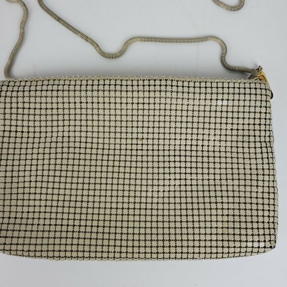 Vintage Hong Kong Womens Crossbody Tan Metal Chain Hippie Go Go Handbag Purse - Picture 2 of 6